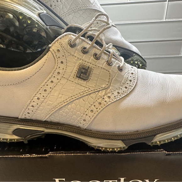 FOOTJOY Dryjoys Tour Golf Shoes White - Picture 4 of 7